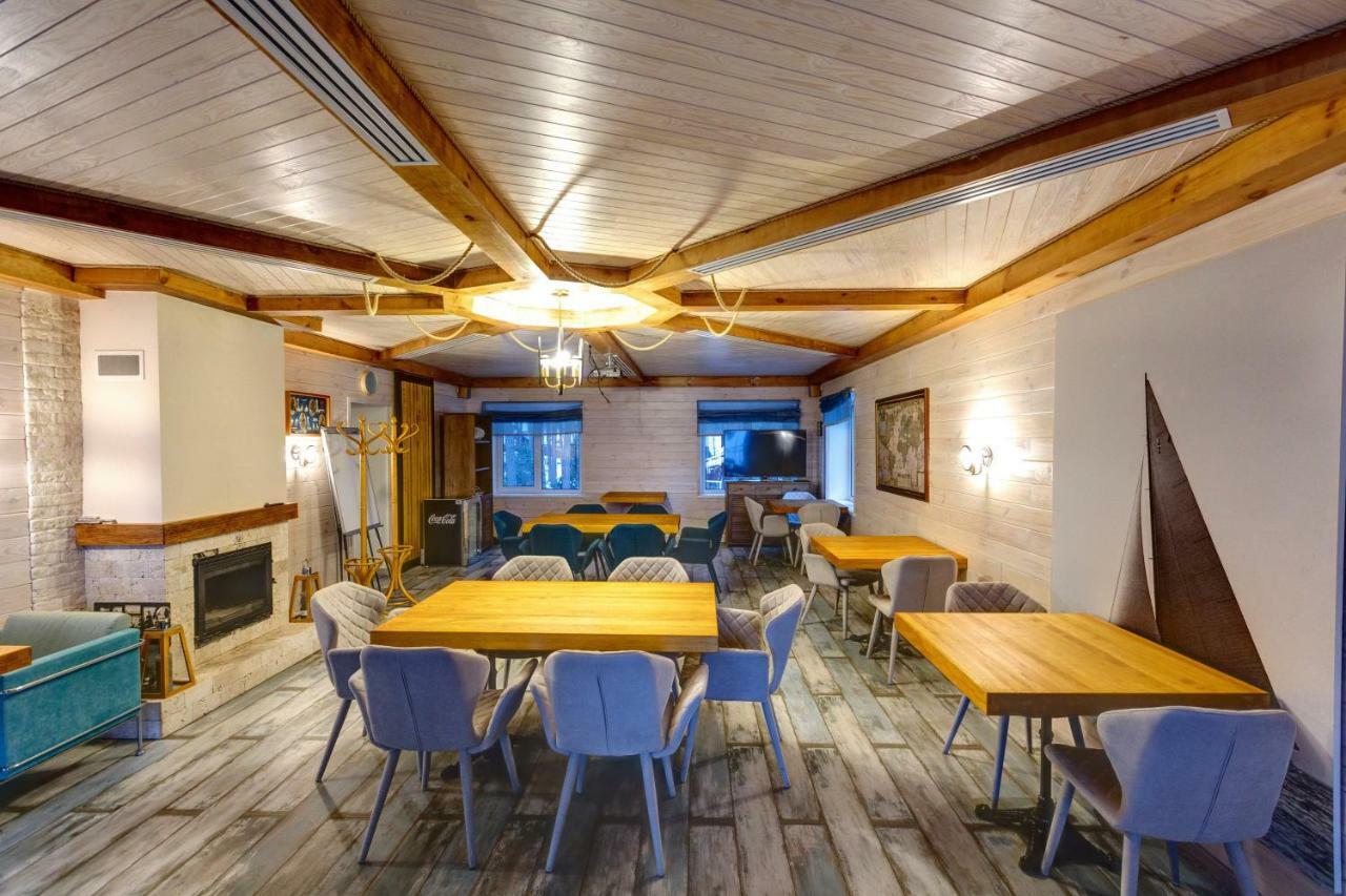Holiday Hotel Glіbіvka Glebovka Dış mekan fotoğraf